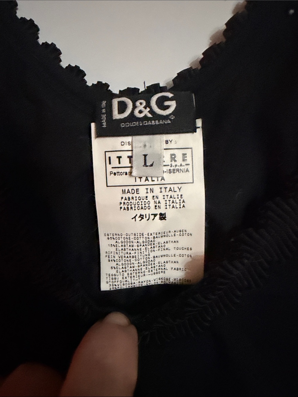 Vintage Dolce & Gabbana Black Lace-Trim Sleeveless Camisole - Picture 2 of 4